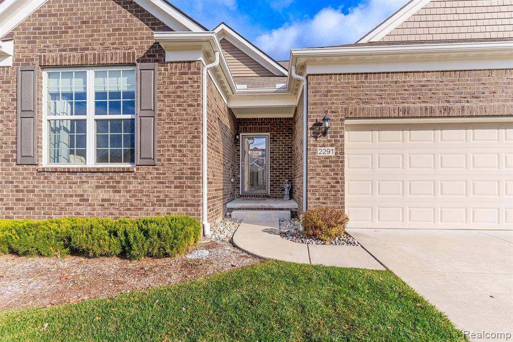 Homes for sale - 2291 MONTE VISTA Court 71, Lake Orion, MI 48360 