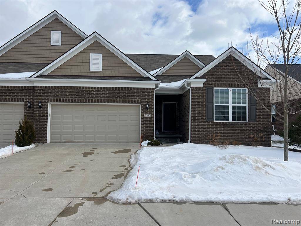 Homes for sale - 2303 MONTE VISTA Court, Lake Orion, MI 48360 