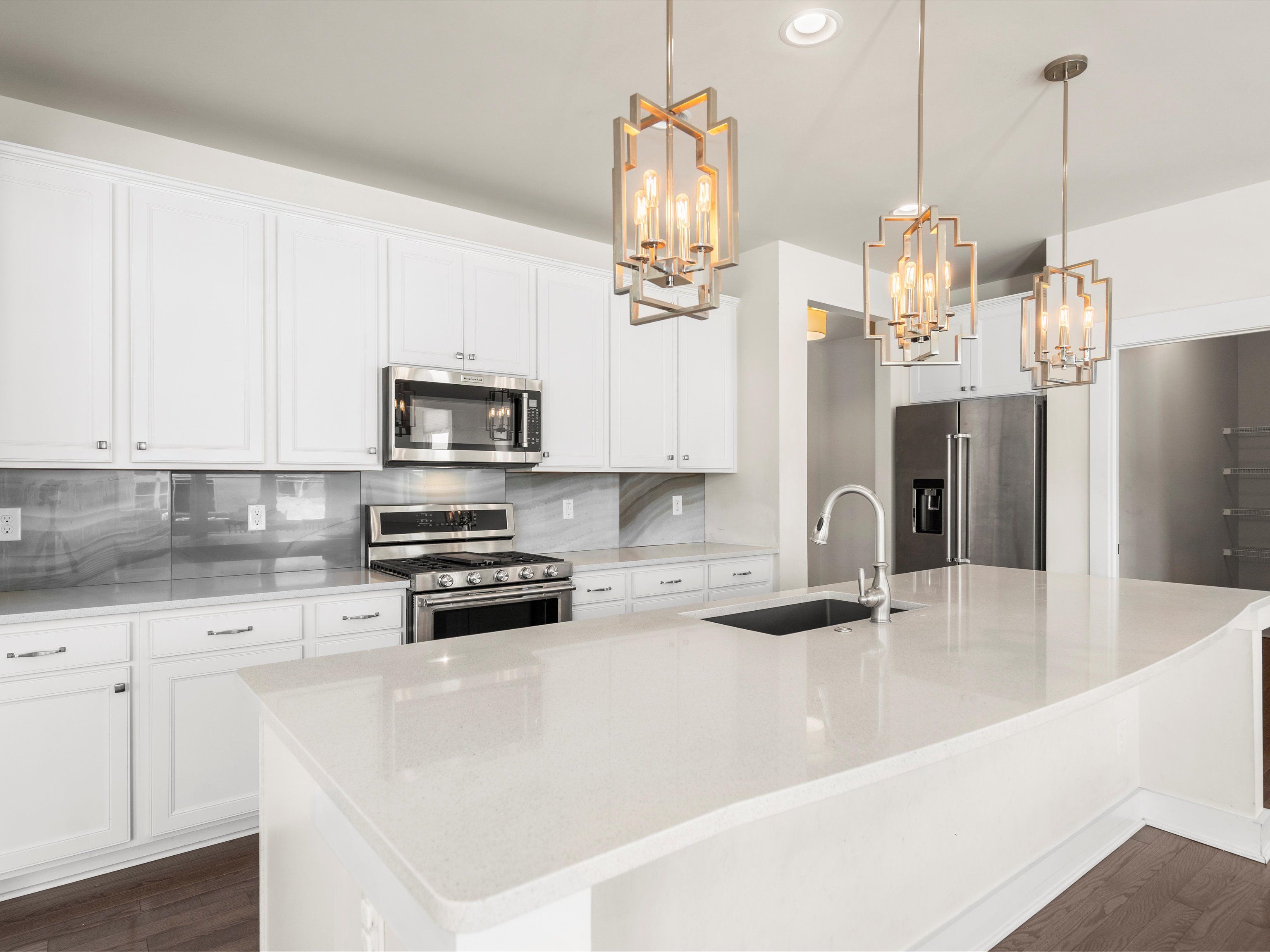 2259 FINDLEY CIRCLE, LAKE ORION, MI 48360